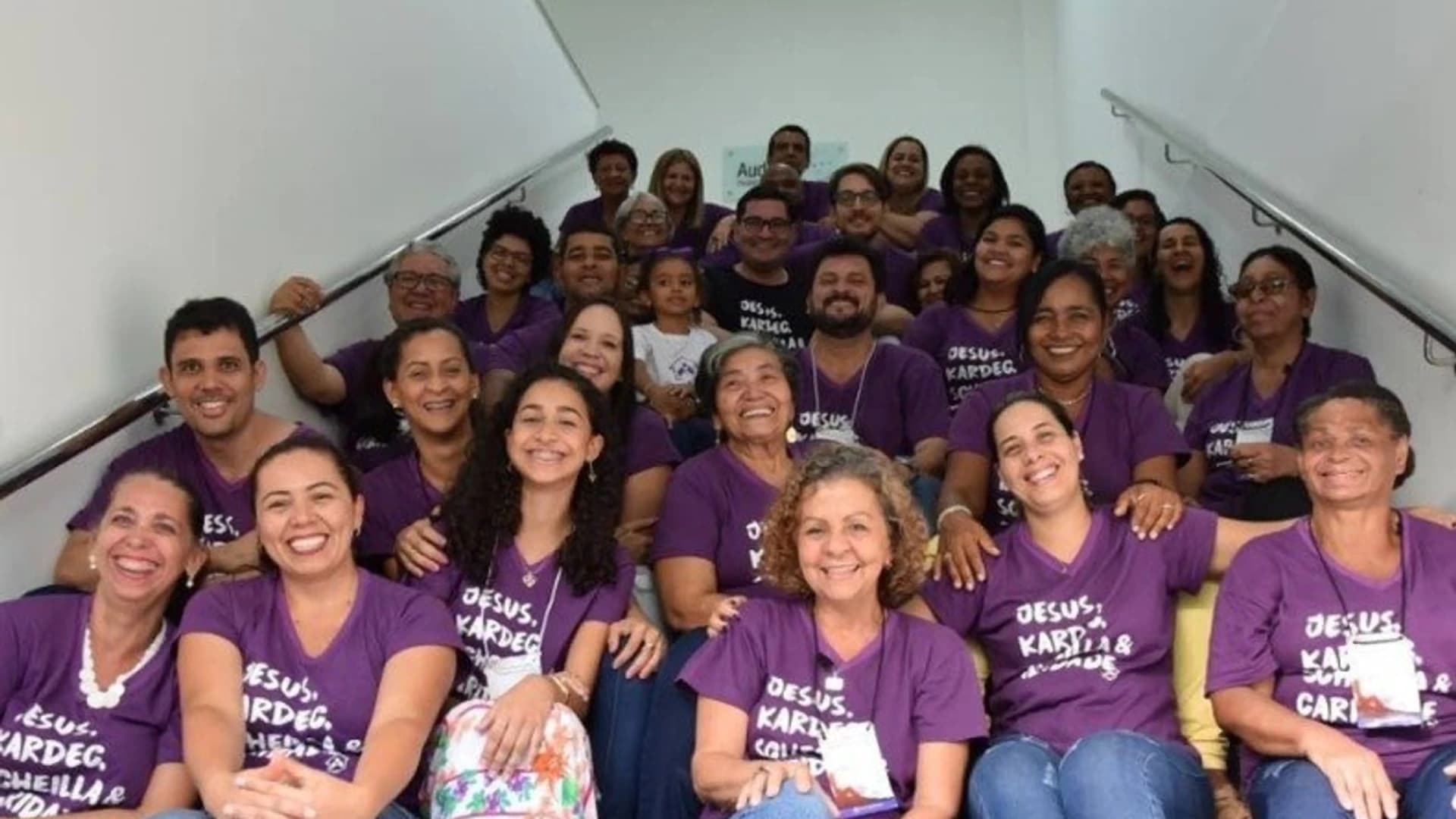 Projetos educativos e assistência a famílias e crianças em Salvador.
